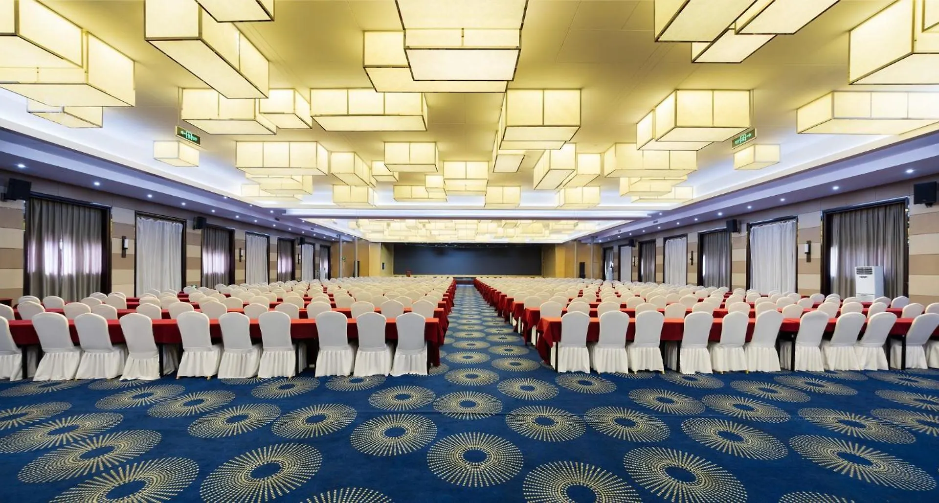 Holiday Inn Express Zhengzhou Airport By Ihg Xinzheng  China